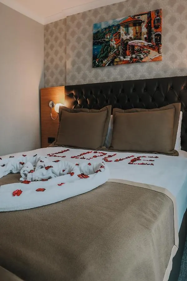 Otel Grand Lark Istanbul Hotell